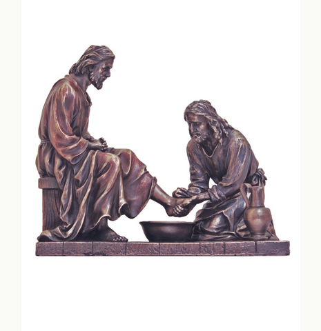 Christ Washing Feet Statue