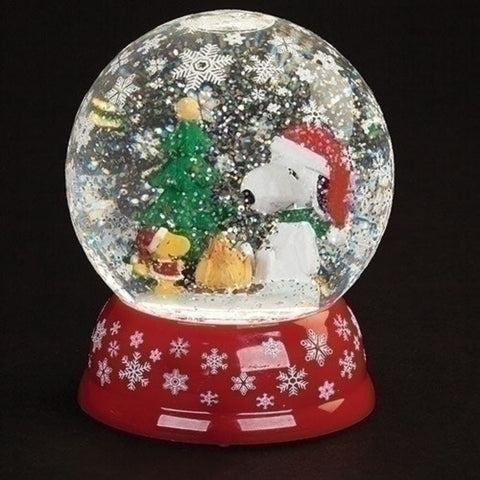 Snoopy Christmas Snow Globe With Campfire