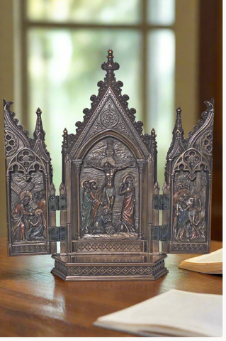 Jesus Crucifixion Triptych Statue
